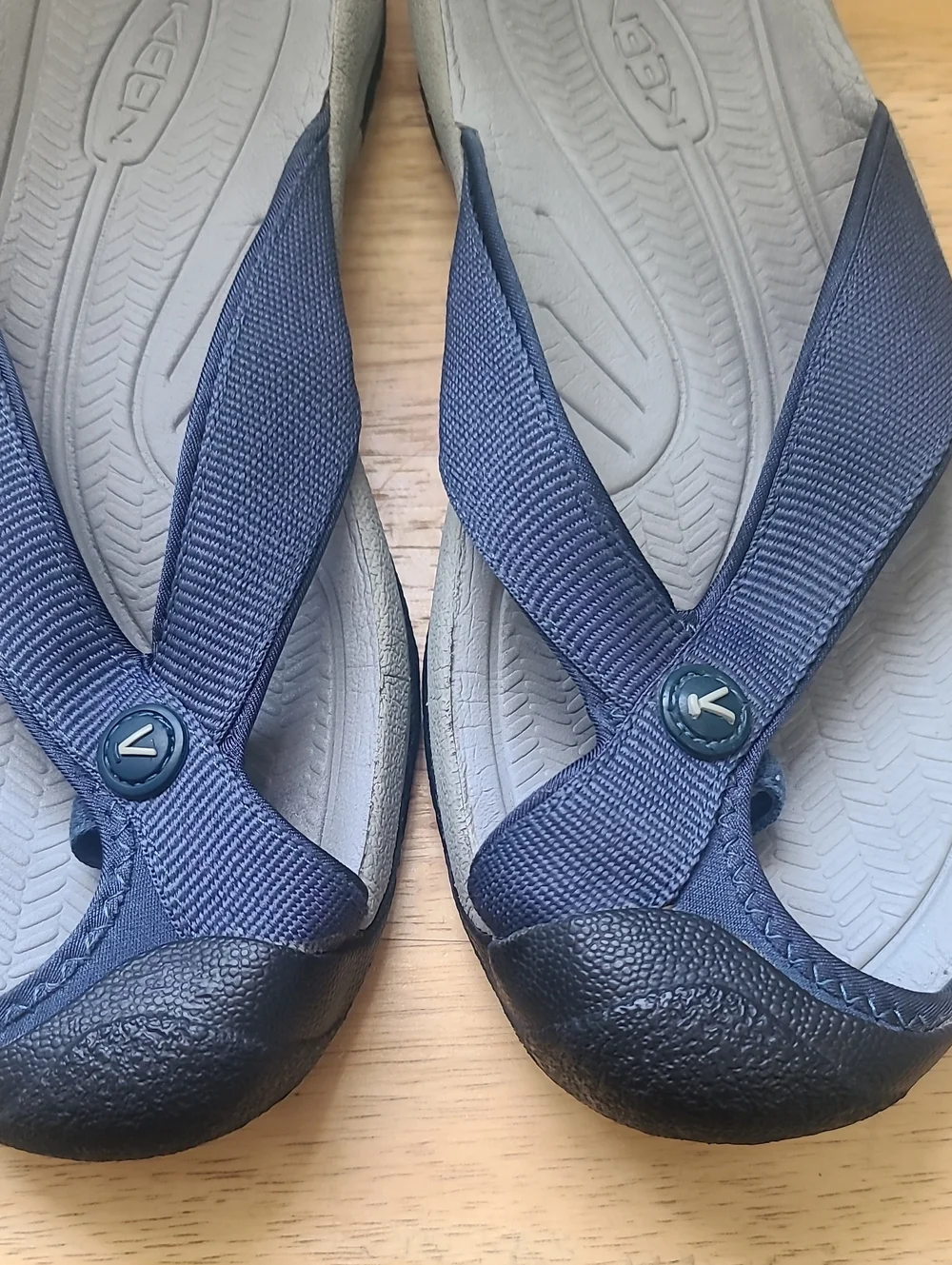 Keen Men’s Navy and Gray Flip Sandals